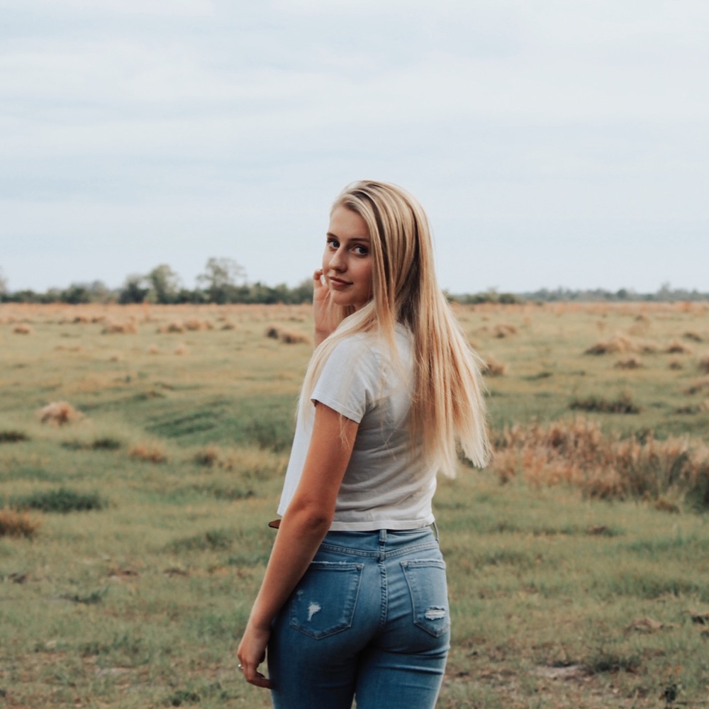 Meet your Posher, Addy